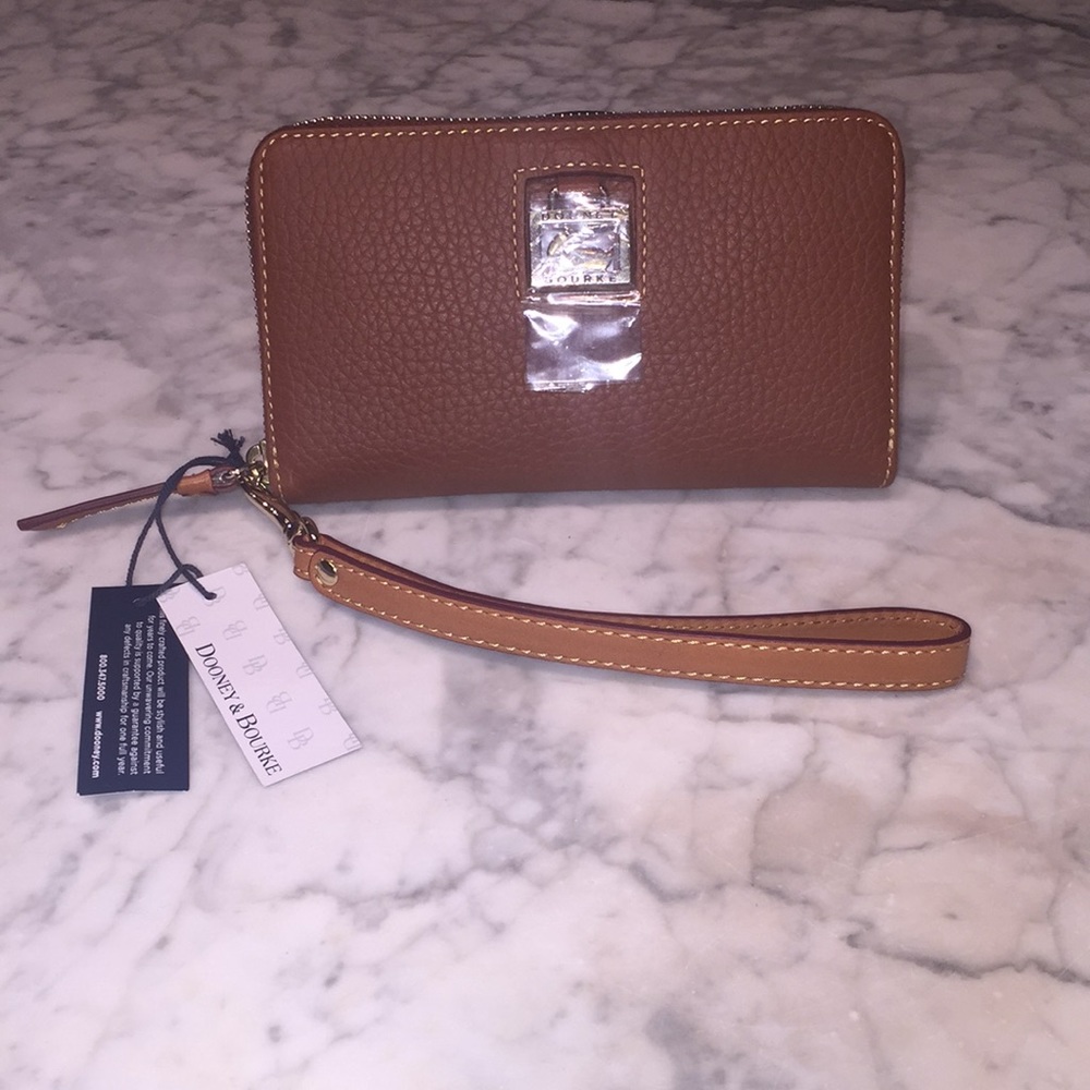 Dooney & Bourke Tan Leather Wallet